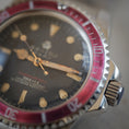 Load image into Gallery viewer, The diver "Faded Burgundy"