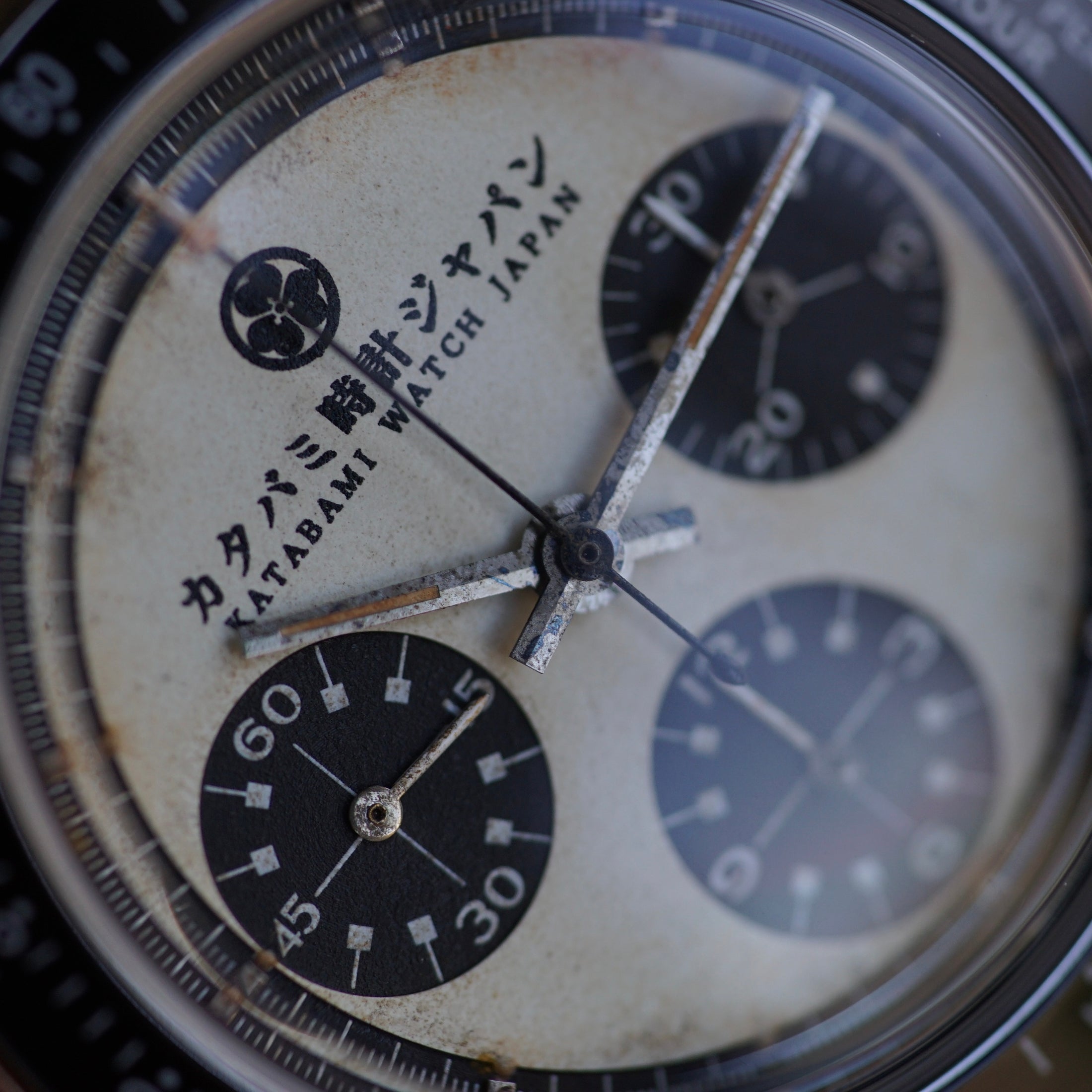 The Chronograph シロ "SHIRO"