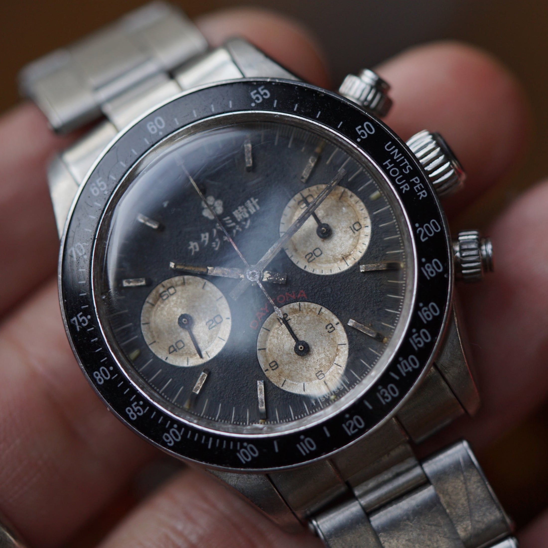 The Chronograph クロ "KURO"