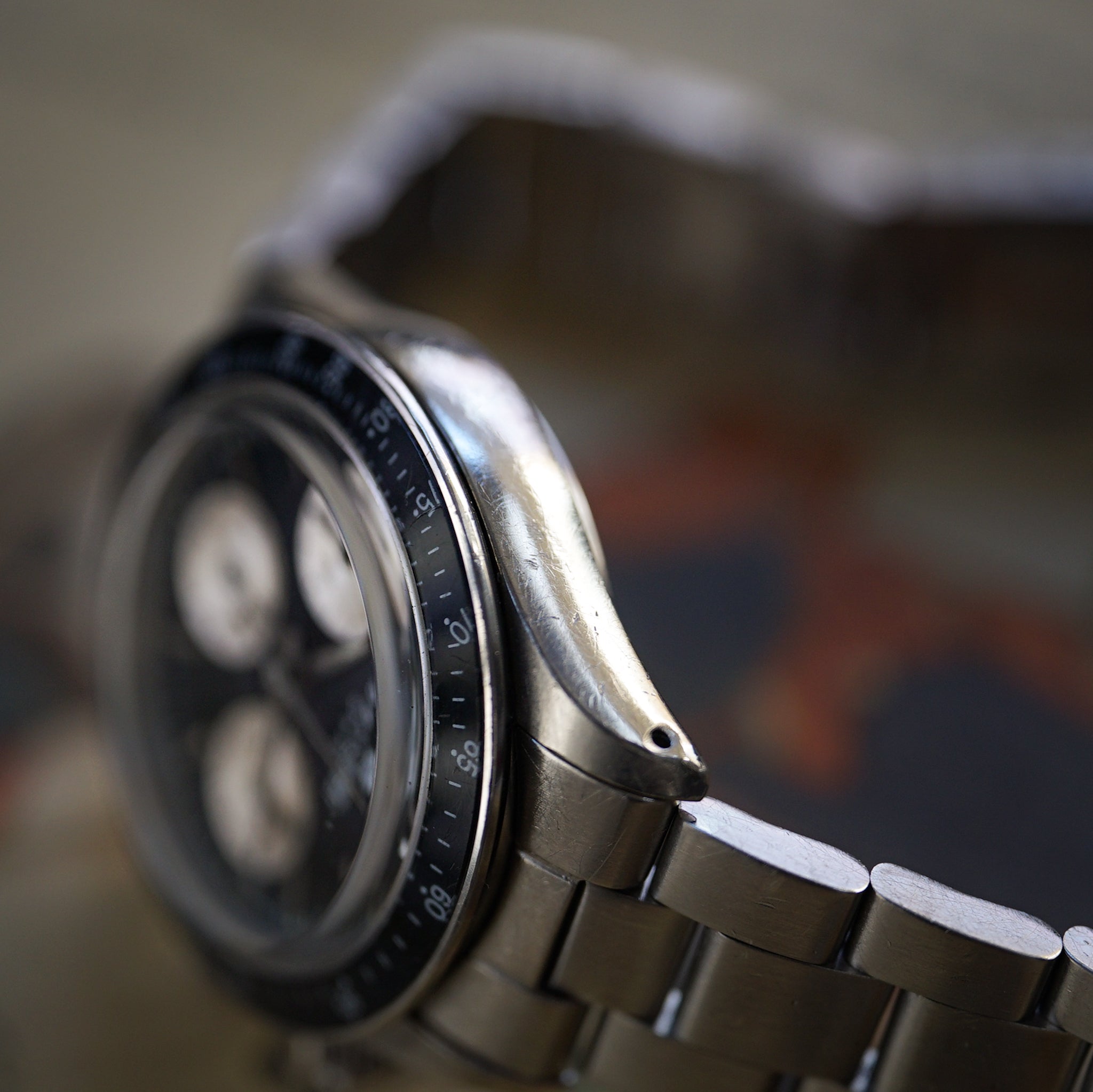 The Chronograph クロ 
