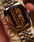 Load and play video in Gallery viewer, 【STOCK】The 36mm  “Tiger Eye” AgeYourself
